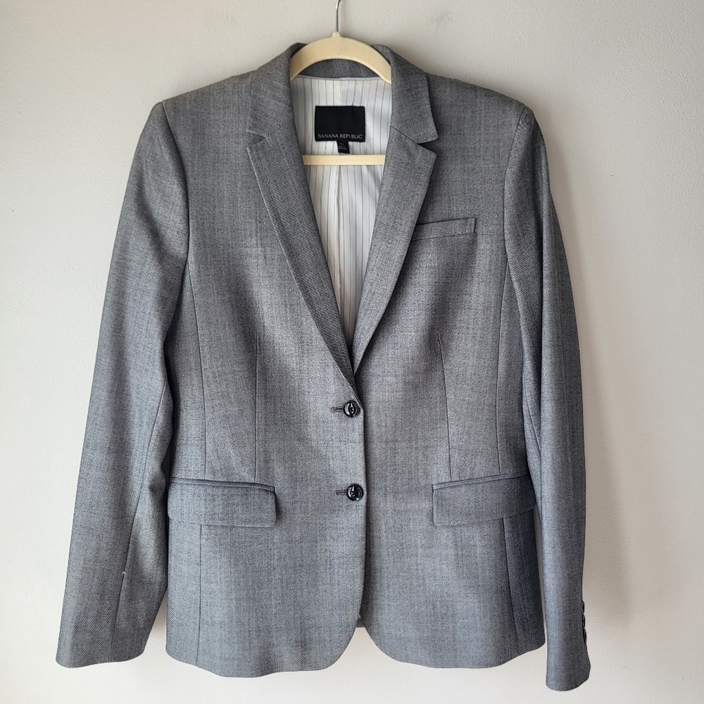 Banana Republic Light Grey Classic Casual Business Wool Tailored Blazer